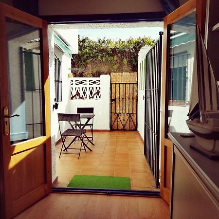 Apartamento La Muralla De Лянес Екстериор снимка