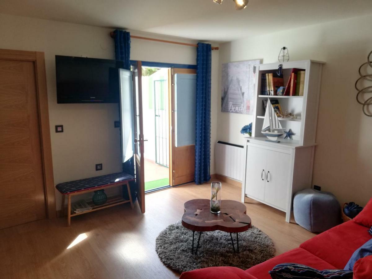 Apartamento La Muralla De Лянес Екстериор снимка