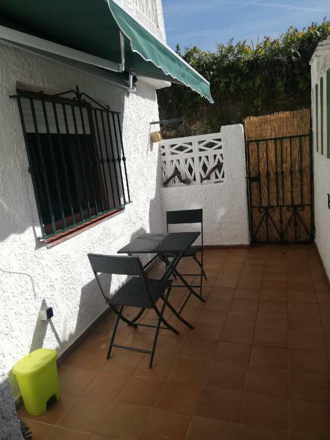 Apartamento La Muralla De Лянес Екстериор снимка