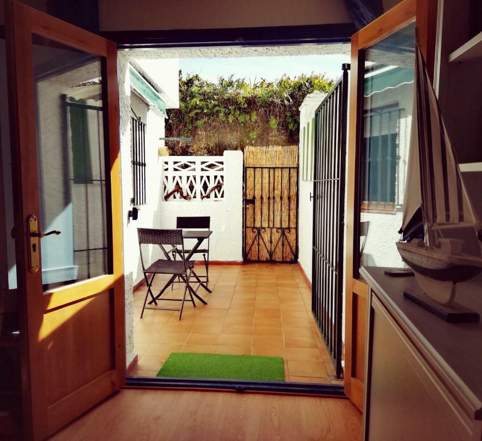 Apartamento La Muralla De Лянес Екстериор снимка